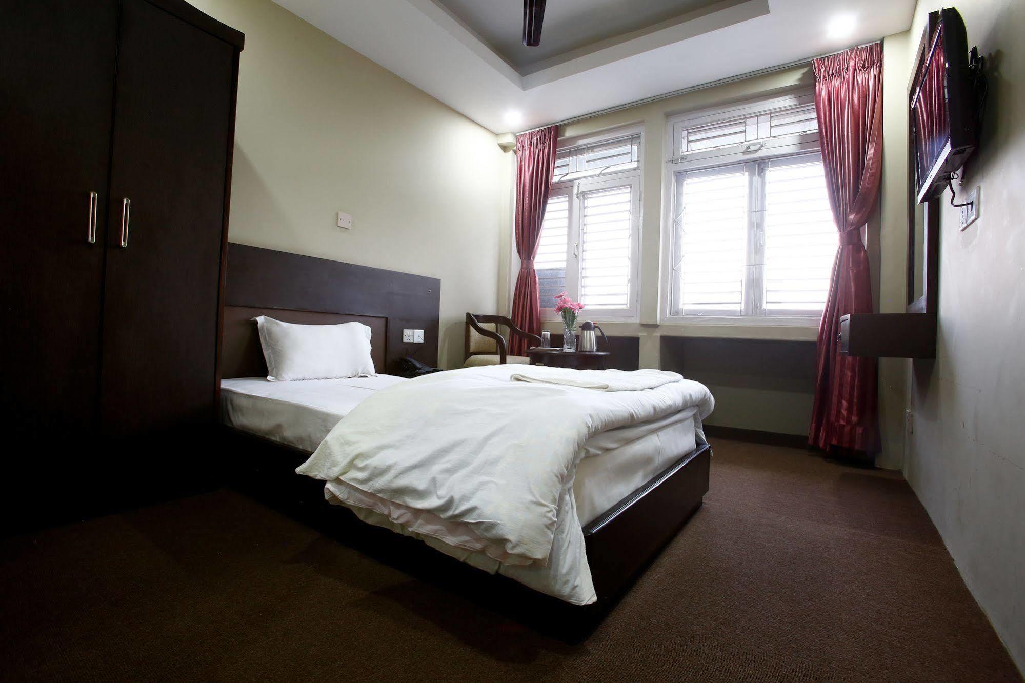 Hotel Nandini Katmandu Zewnętrze zdjęcie